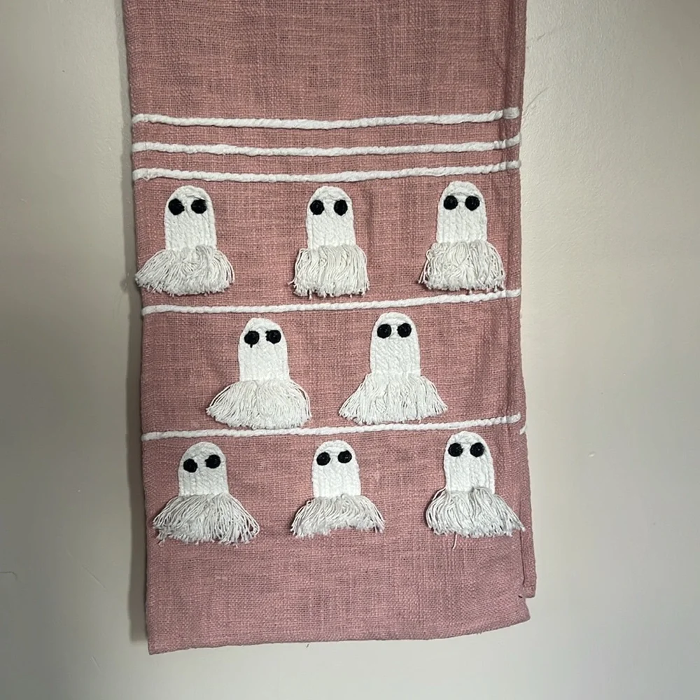 mDesign Halloween Spooky Cute Ghost Soft Pink Fringe Table Runner NWT